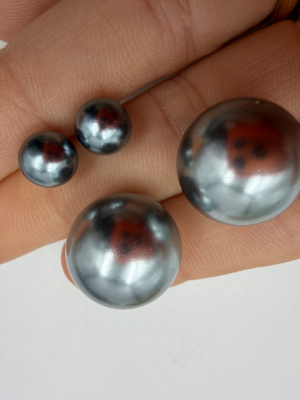 Dior Earrings Tribales Pearl Gray Stud 925 - Picture 5 of 6